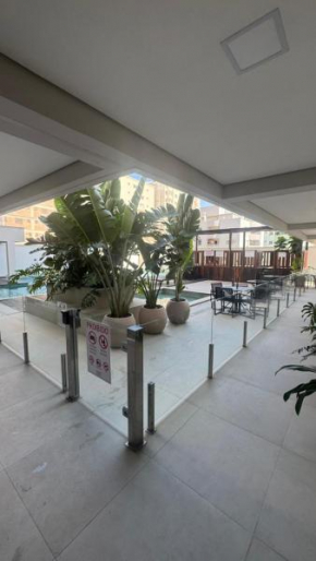 Lindo Apt para Temporada 50 m da Praia Vista Mar